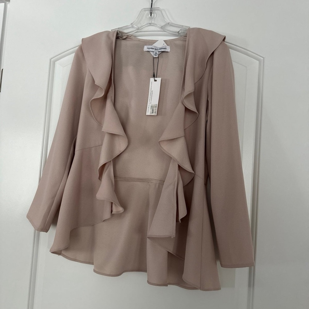 Cupcakes and cashmere top